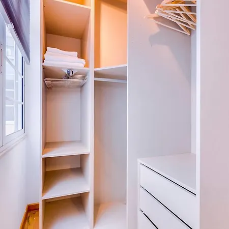 Stylish 2 Bedrooms In The Heart Of Lisboa