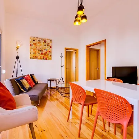 Apartment Stylish 2 Bedrooms In The Heart Of Lisbon